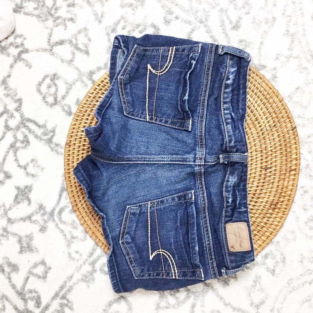America Eagle Short Shorts Size 2 Stretch Jean - Picture 5 of 5